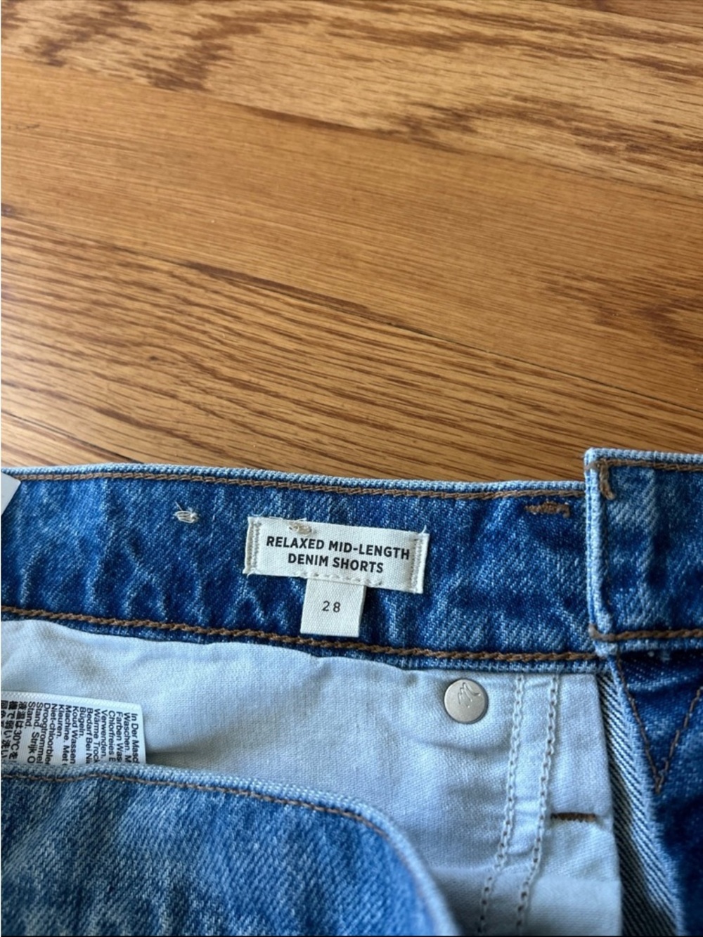 NWT Madewell relaxed mid length denim shorts size 28 - Picture 4 of 5